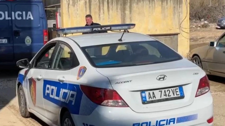 Skandal në Lushnjë: Mësuesi 60-vjeçar vihet në pranga për ngacmim seksual ndaj nxënëses së mitur