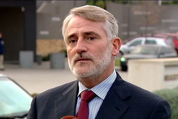 Menduh Thaçi paralajmëron verdiktin e Gjykatës Speciale nëntorin e ardhshëm: Aty do të zbardhen emrat e dëshmitarëve kundër Hashim Thaçit