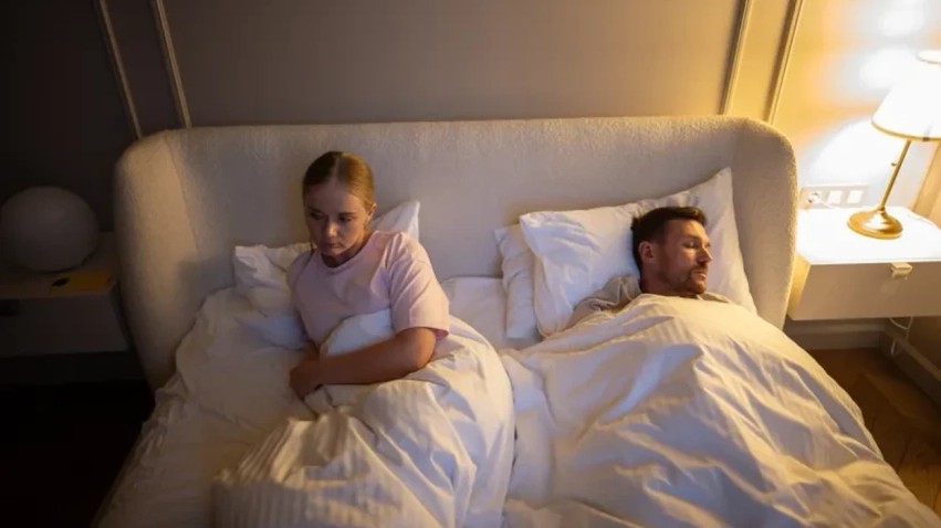 Kur martesa shndërrohet në rutinë: Si të ndizni sërish shkëndijën mes jush