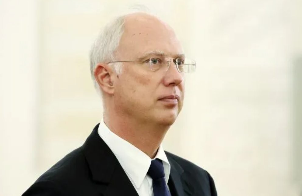 Kremlini duartroket thirrjen e Trump: Ukrainës i duhet një lider i ri për paqe
