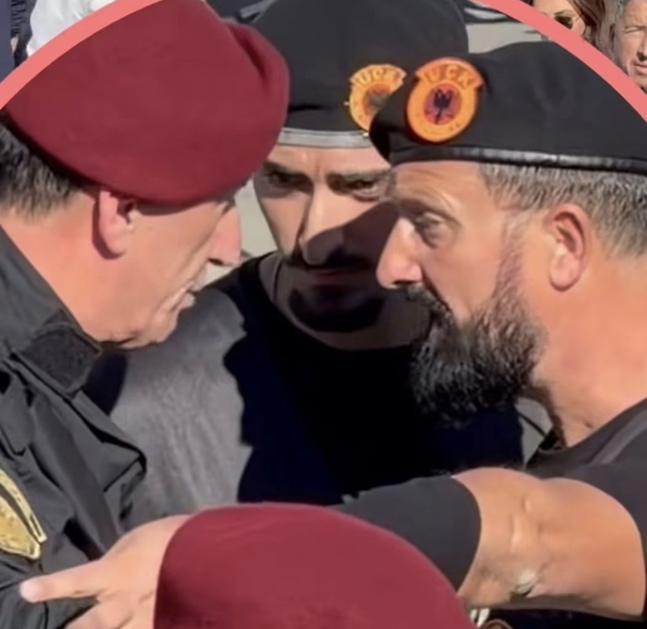 Incidenti në protestën për krerët e UÇK-së në Hagë: Flet veterani Nuhi Tahiri dhe kërkon ndjese publike