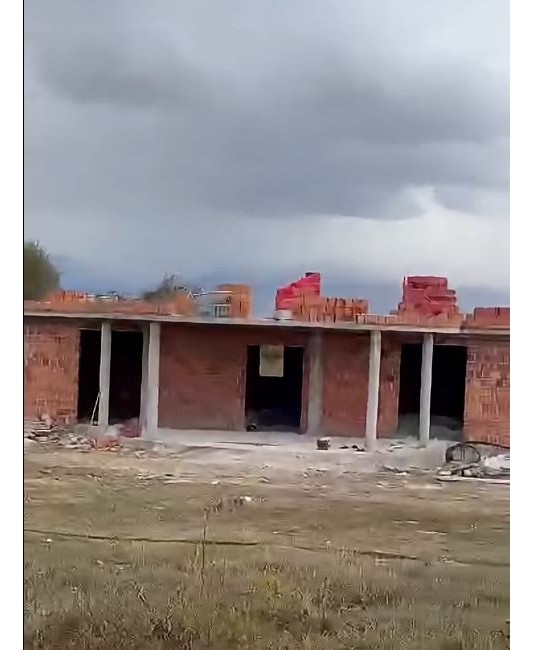 Tragjedi në Istog: Identifikohet viktima që humbi jetën tragjikisht nga lifti në vendin e punës