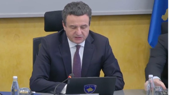 Kurti i del në mbrojtje deklaratës unike të Kuvendit dhe premton angazhim maksimal për ndryshimin e vendimit të Hagës