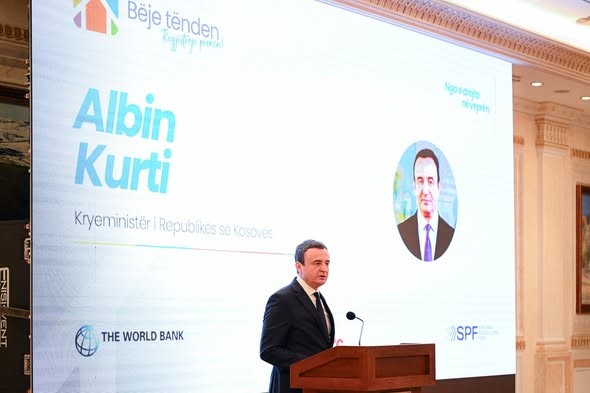 Nga 100 në 31 mijë: Kurti flet për suksesin e regjistrimit të pronave në emër të përbashkët të bashkëshortëve
