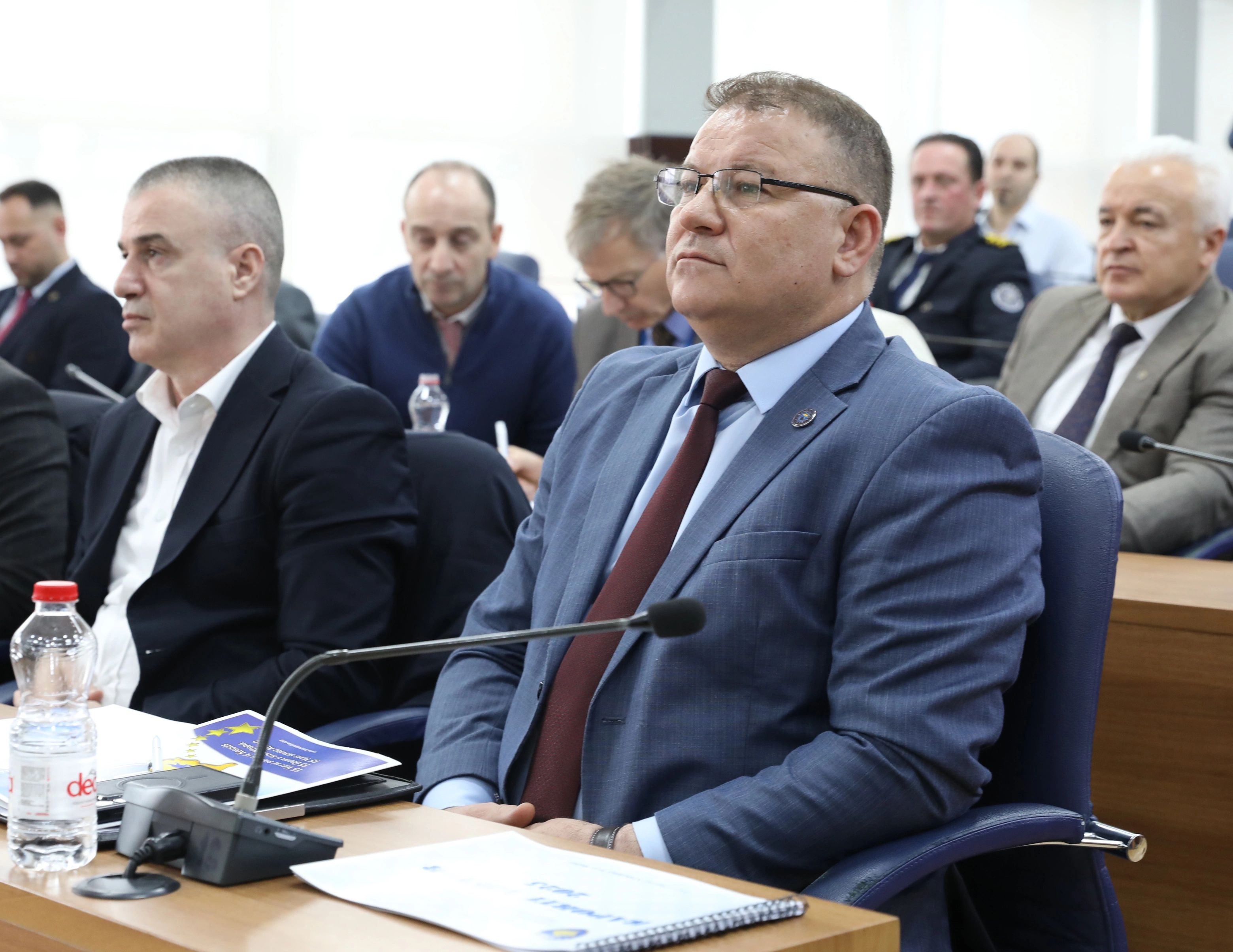 Dorëheqja e Gazmend Hoxhës: Mekanizmi aktual kundër dhunës në familje dështon në efikasitet