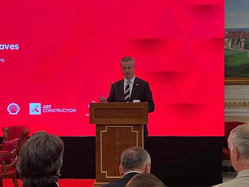 Ambasadori Hargreaves: Kosovë-Britani, koha për një kapitull të ri të orientuar nga ekonomia dhe investimet