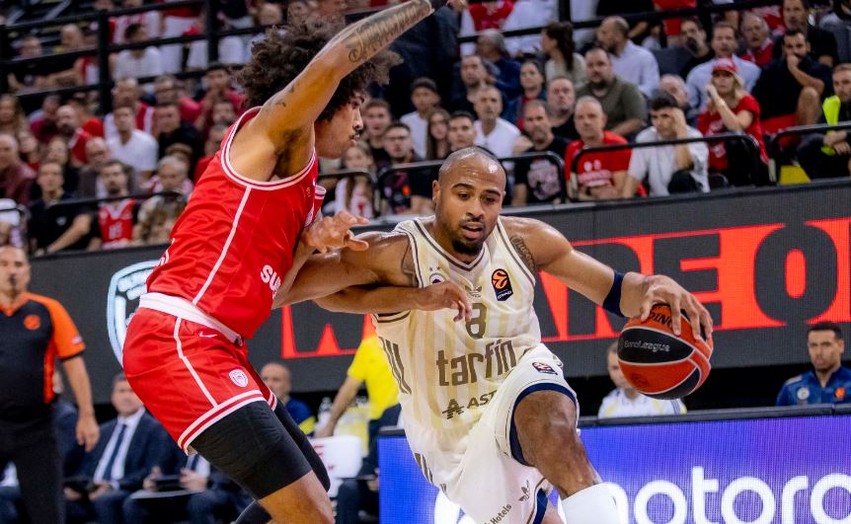 triumf madhështor në Greqi: Fenerbahçe Beko mposht Olympiakosin pas një ndeshjeje dramatike