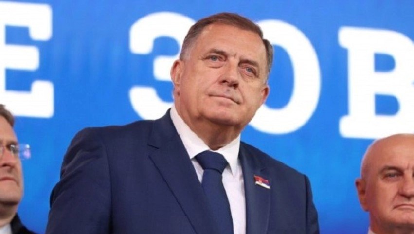 Prapaskenat e heqjes së sanksioneve: Dodik zbulon kërkesën ndaj administratës Trump për largimin e Schmidtit