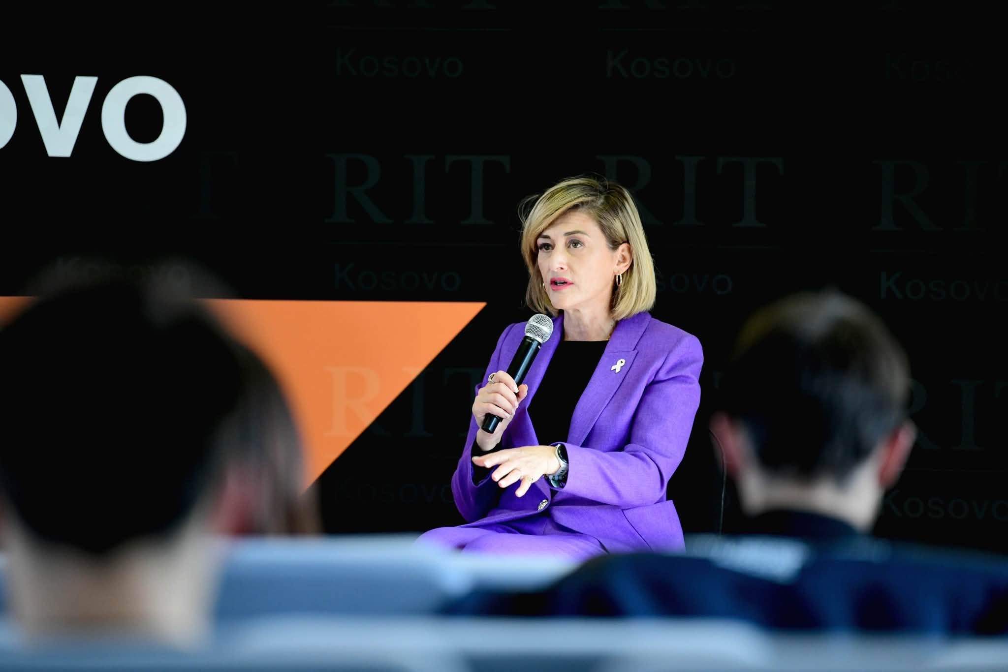 Beteja me kancerin e gjirit, Mimoza Kusari-Lila tregon momentin e diagnostikimit: Zbulimi i hershëm shpëton jetë