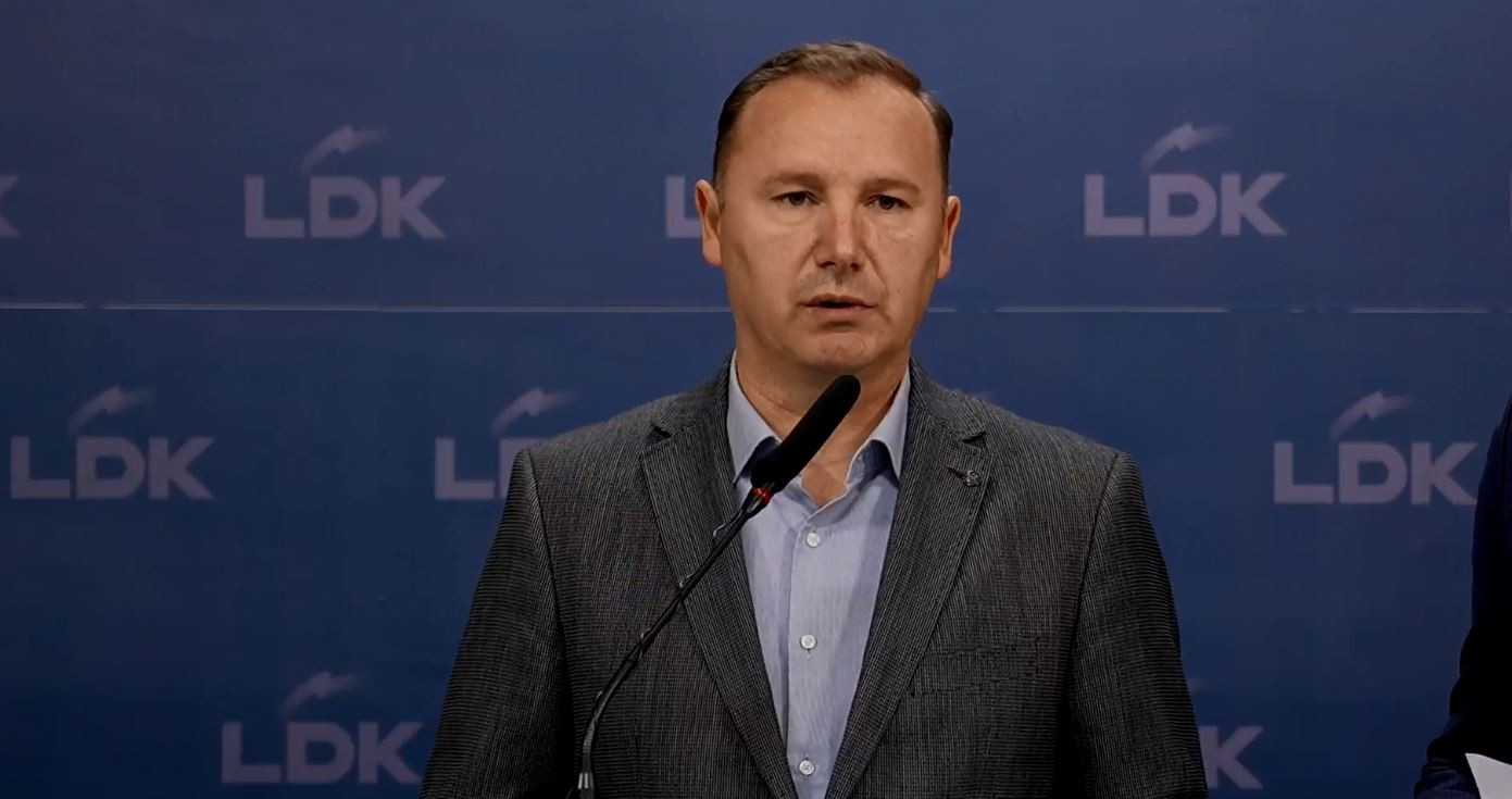 Zemaj akuzon VV-në për standarde të dyfishta ndaj presidentit dhe Gjykatës Speciale
