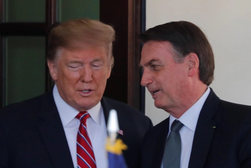 Nga SHBA-ja në krye të opozitës: Flavio Bolsonaro lëshon akuza dhe falënderon Trumpin