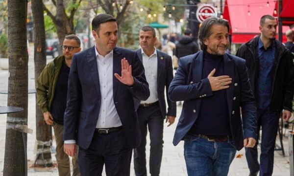 Kryetari Rama sqaron raportet me Abdixhikun: Nuk i kam prishur, nuk lejoj ndërhyrje në qeverisjen e kryeqytetit