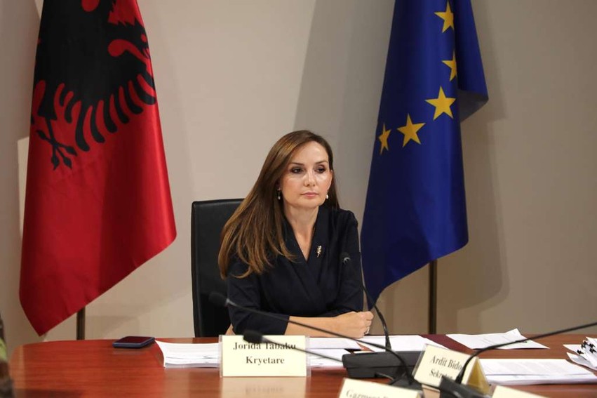 Masë ndëshkimore e paligjshme, Tabaku i dalë në krah Bardhit dhe Balliut në Konferencën e Kryetarëve