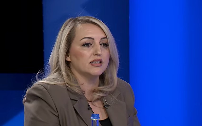 Skandali në KOSTT: Ajrina Gashi-Hamdiu zbardh prapaskenat e kallëzimit penal ndaj ish-kryeshefit Ilir Shala