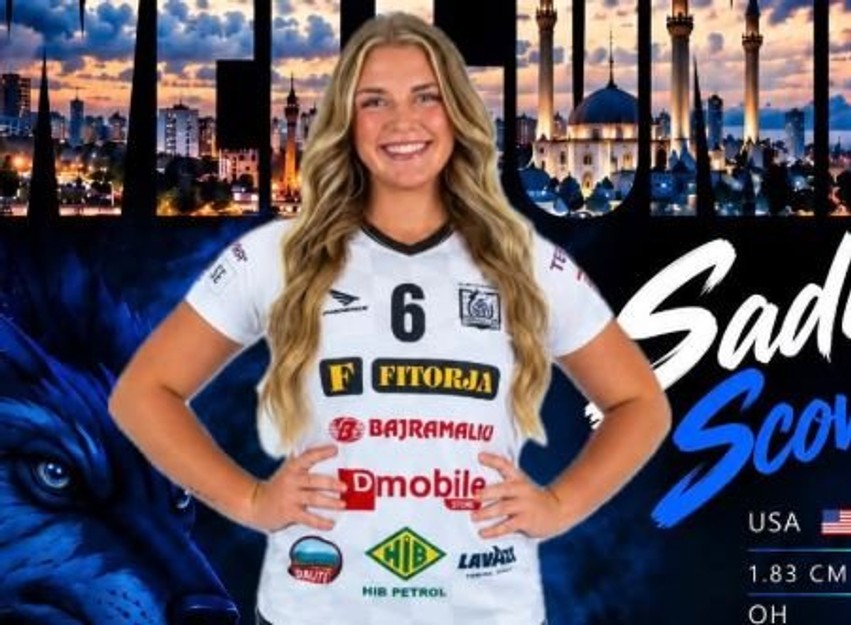 Fer Volley bën goditjen e radhës, amerikania Sadie Scoville vishet bardhekaltër