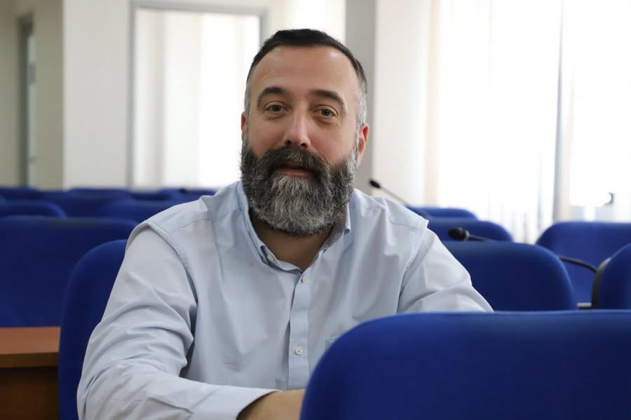Përplasje për Gjykatën Speciale: Asambleisti i LDK-së në Obiliq largohet nga partia