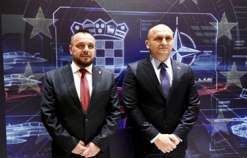 Partneritet strategjik: Maqedonci dhe Anušić synojnë zgjerimin e bashkëpunimit ushtarak mes Kosovës dhe Kroacisë