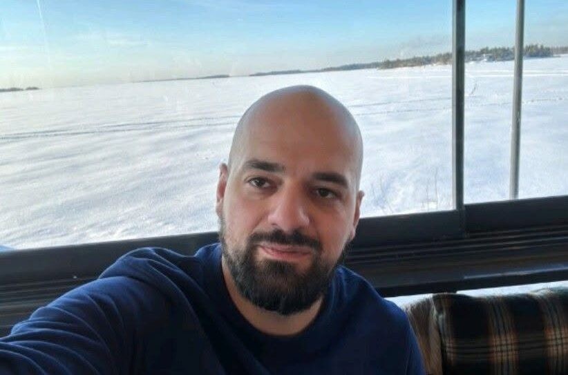 Tragjedi në Finlandë: 34-vjeçari nga Kosova ndërron jetë papritur pak orë pas protestës në mbështetje të UÇK-së