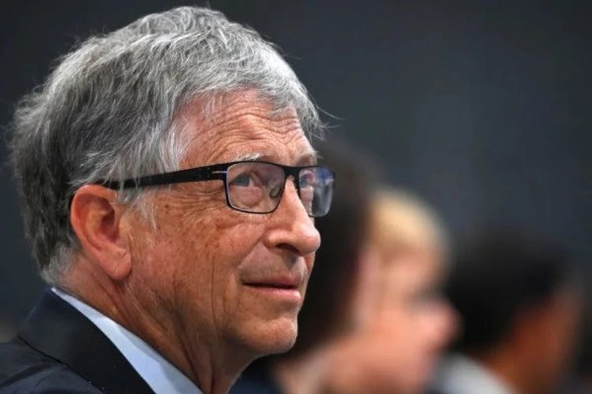 Vizioni i Bill Gates: Këto janë katër fushat ku njeriu do t'i rezistojë inteligjencës artificiale
