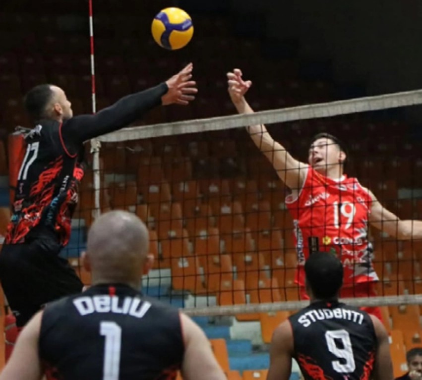 Start i furishëm në volejboll: Studenti mposht kampionët e Partizanit në derbi, Vllaznia nis me këmbë të mbarë