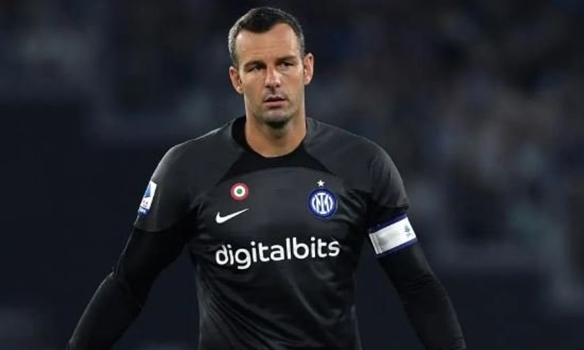 Samir Handanoviq flet hapur para derbit: Ja çfarë tha për portierët e Interit dhe liderin Lautaro Martínez