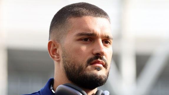 Gjendja e Aro Muric në dyshim, trajneri Franco Foda tregon të vërtetën para duelit me Izraelin