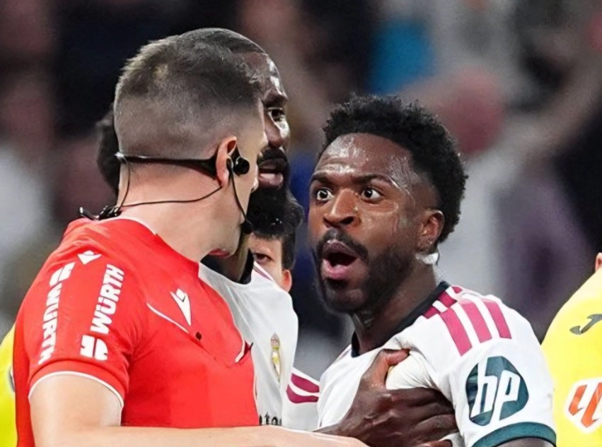 Real Madridi në alarm: Vinicius Junior rrezikon seriozisht pjesëmarrjen në “El Clasico” pas kartonit të kuq