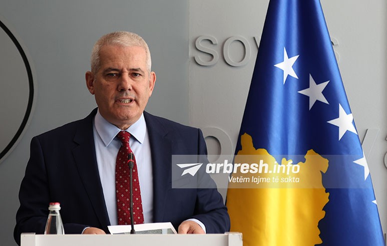 Sveçla pas suspendimit të tre policëve: Zero tolerancë për abuzimin e detyrës zyrtare