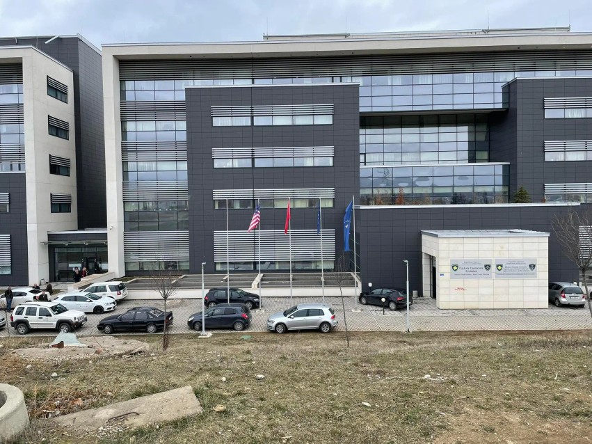 Kontrata Kolektive: Gjykata Komerciale nis shqyrtimin e padisë së Komunës së Gjakovës për kompensimin e dëmit