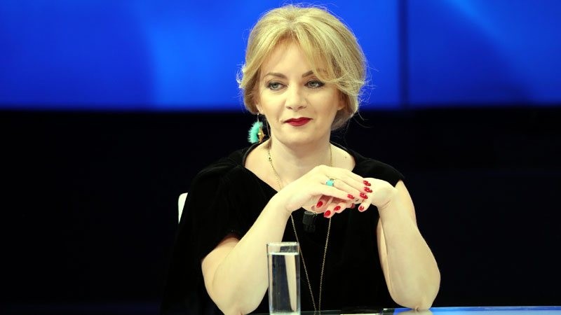 Skandali i videove intime, deputetja e PS-së: Fajin e kanë autorët dhe jo gratë