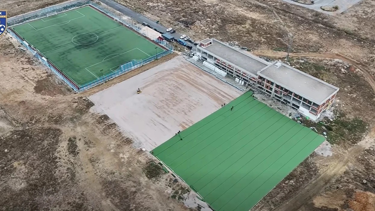 Infrastruktura sportive në fokus: FFK nis ndërtimin e fushës së re për FC Prishtinën në Bërnicë