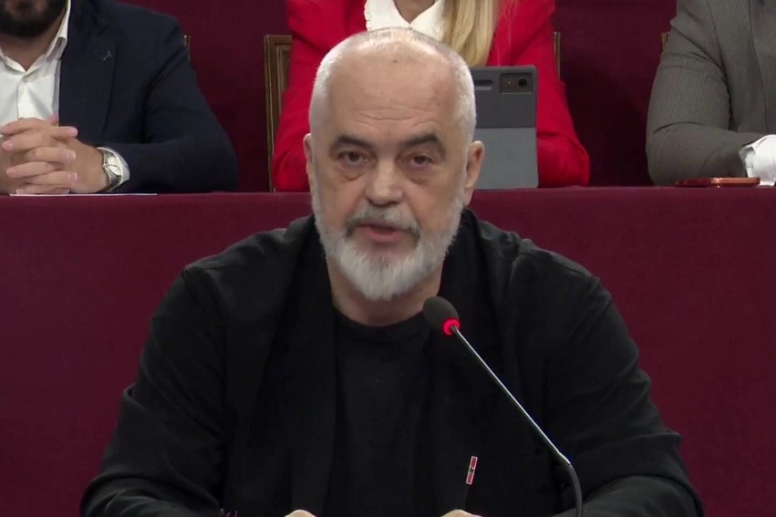 Ditët e protestës mbërrijnë në të 18-tën: Rama fton sërish në bisedime, por manifestuesit kërkojnë largimin e tij – Të shtunën organizohet tubimi i radhës