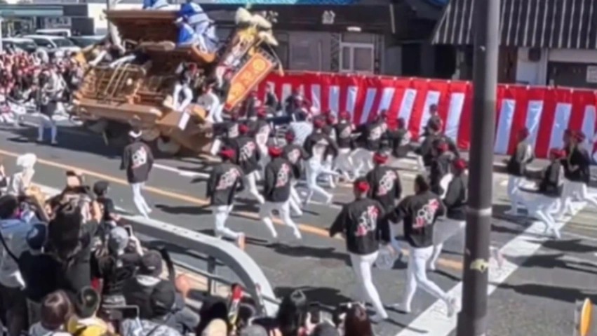 Tragjedi gjatë festivaleve tradicionale në Japoni: Dy viktima dhe 16 të plagosur pas përmbysjes së karrocave prej druri