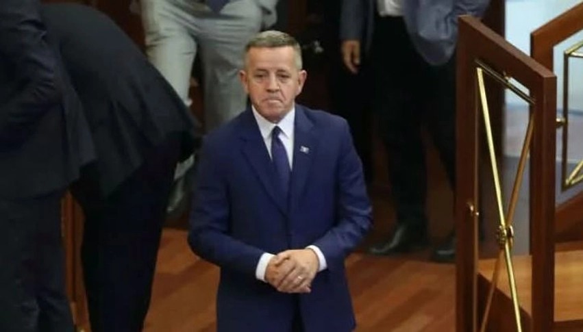 Remi sërish insiston për koalicion qeverisës VV-PDK