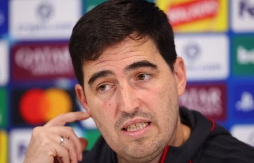Interesimi i Liverpoolit për talentin meksikan, reagon trajneri