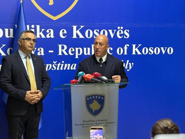 Haradinaj ashpër ndaj Kurtit: Braktisi në gjysmë ligjin për Specialen, goditje e rëndë për UÇK-së