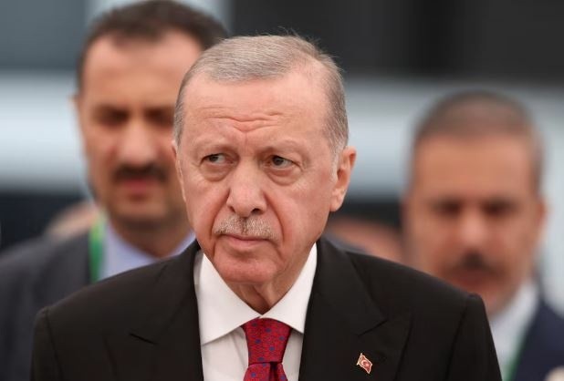 Kryetari turk Erdogan: Rreziku i përshkallëzimit kërkon ndalimin e menjëhershëm të sulmeve ndaj anijeve në Detin e Zi
