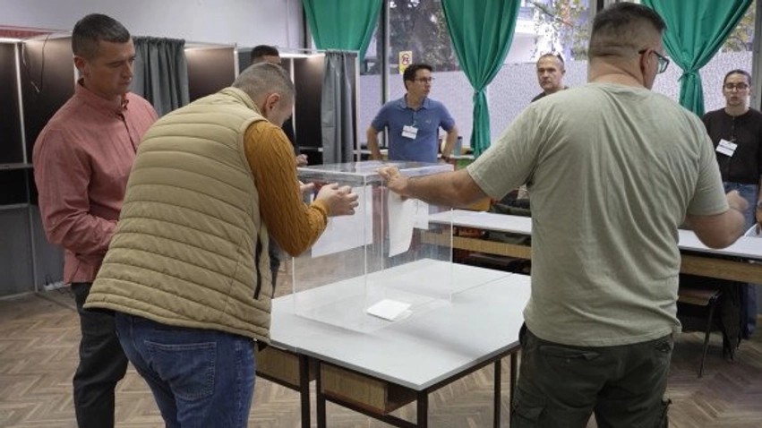 Procesi zgjedhor në Serbi: Deri në mesditë regjistrohet mbi 34 për qind pjesëmarrje