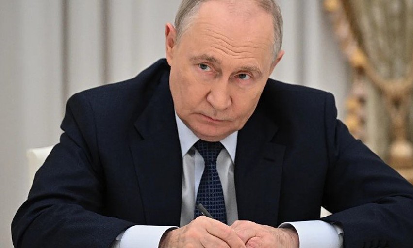 Zgjerim i ri ushtarak në Rusi: Vladimir Putin firmos dekretin për futjen e 15,500 trupave shtesë