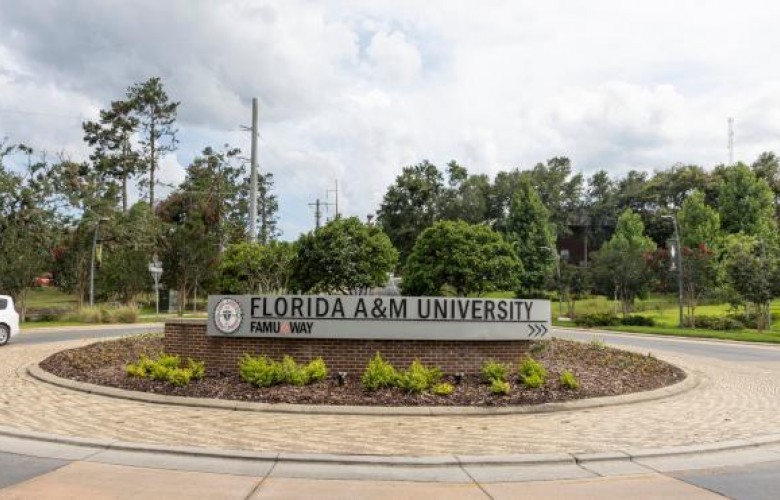 Natë tmerri në Florida: 12 të plagosur nga armët e zjarrit pranë kampusit universitar