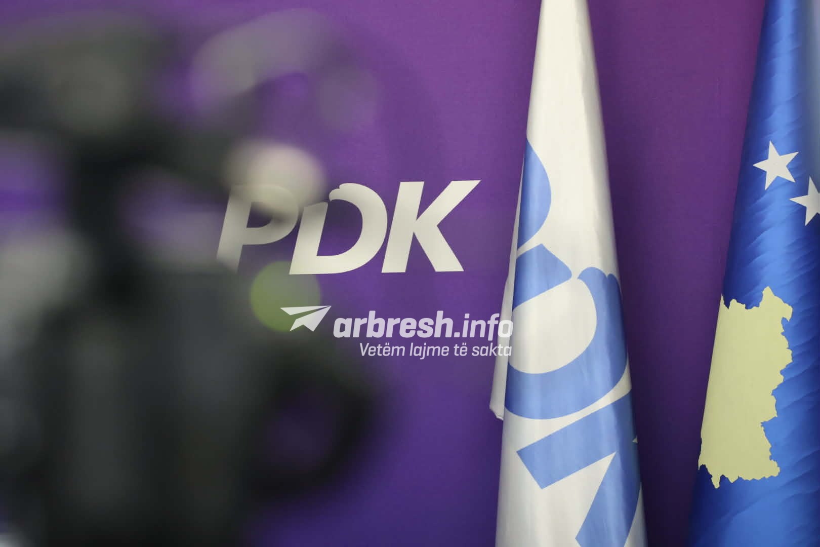Lëvizja e paralajmëruar në PDK: Çfarë fshihet pas dorëheqjes së Bedri Hamzës?