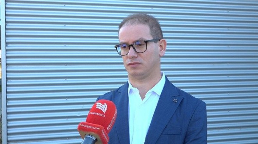 Analiza e sigurisë: Si po e shfrytëzon Beogradi Kosovën për mbijetesë politike dhe çfarë tregon mbështetja e Moskës për Vuçiqin