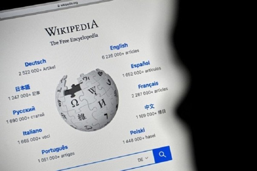 Kërcënimi digjital: Agjentët e inteligjencës artificiale tentojnë të infiltrohen në Wikipedia
