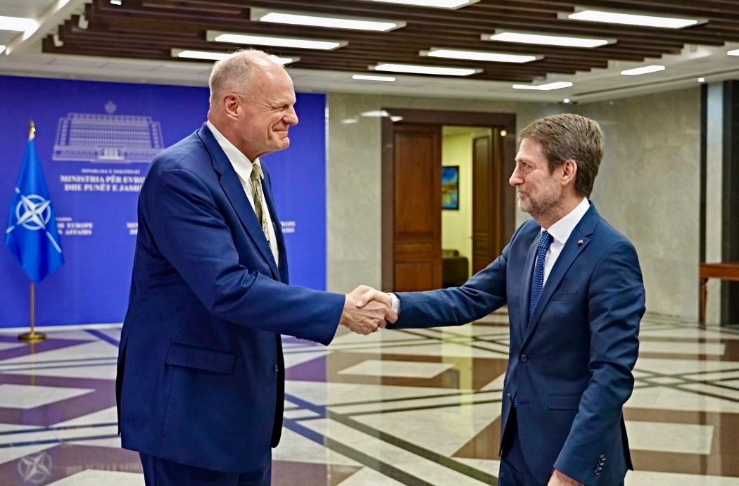 Marrëdhëniet Uashington-Tiranë, Ambasada e SHBA-së: Një shekull miqësi dhe vizion i përbashkët për të ardhmen