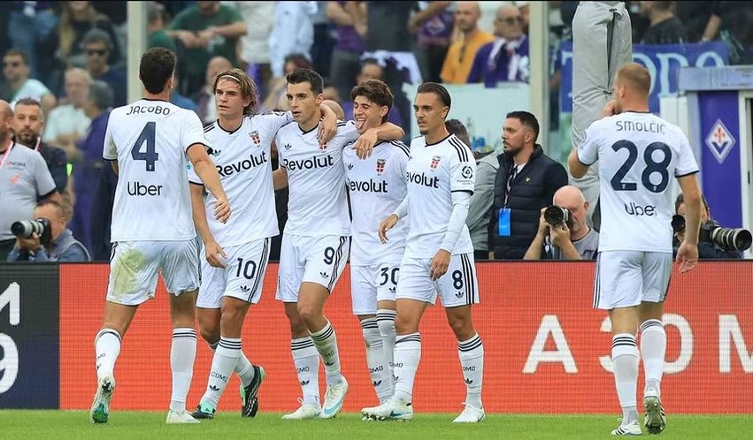 Como shkëlqen në transfertë ndaj Fiorentinës dhe siguron ngjitjen në katërshen më të mirë të Serie A