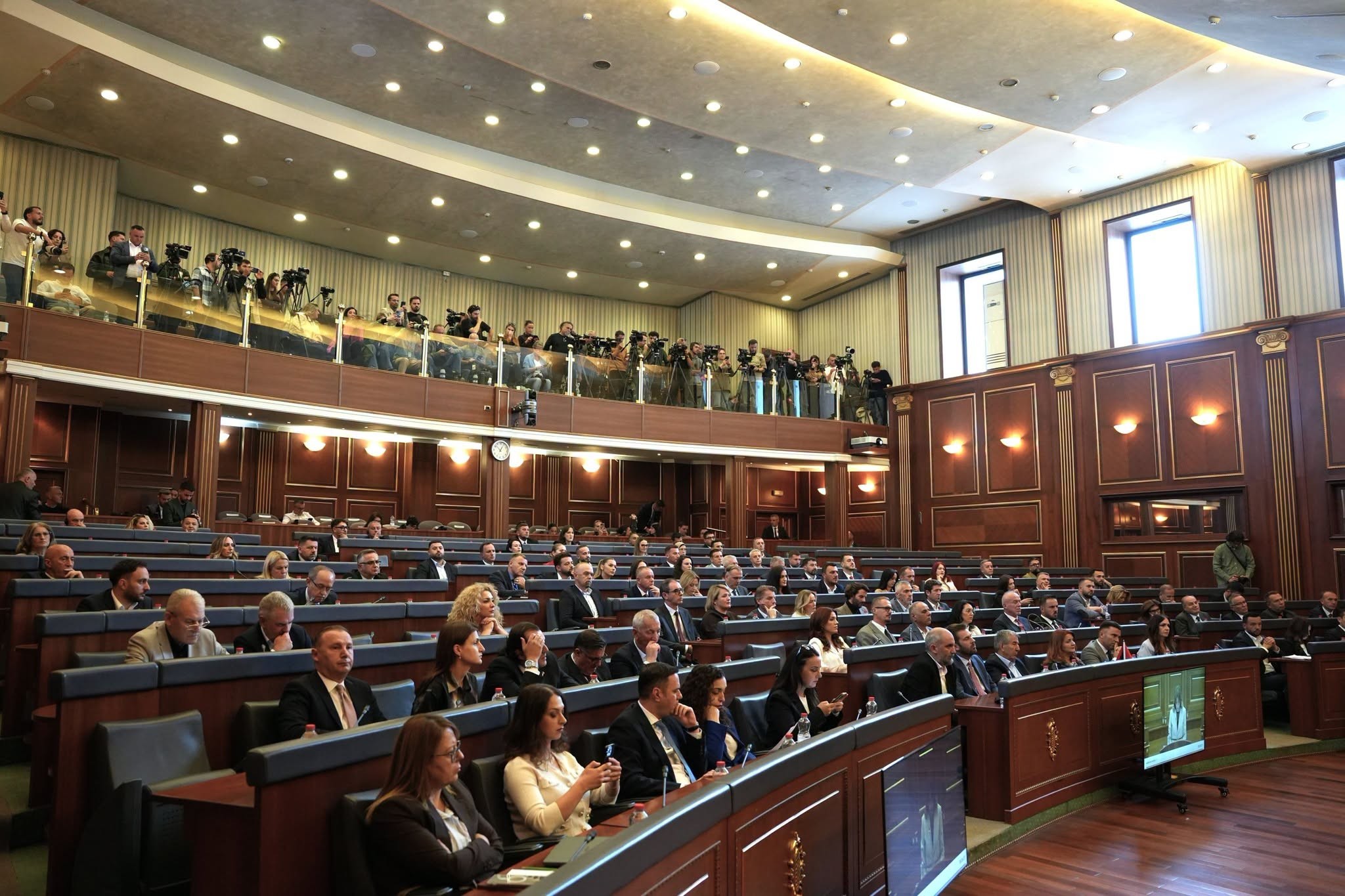 Ndryshimet për Gjykatën Speciale kalojnë në Komision, LDK nuk merr pjesë në votim