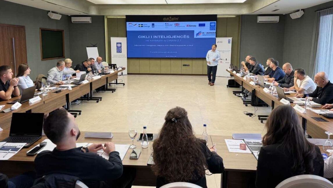 Siguria kufitare në fokus: Policia e Kosovës dhe UNDP realizojnë trajnimin e avancuar për analizën e rrezikut