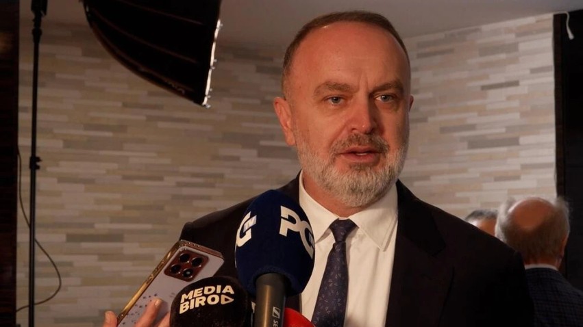 Gjeloshaj: Mbështeta “Modelin Euro”, paga minimale në Mal të Zi pritet të arrijë deri në 1400 euro