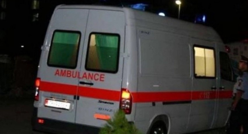 Tragjedi në Cërrik: Humb jetën 21-vjeçari, plagoset i mituri pas daljes së motomjetit nga rruga