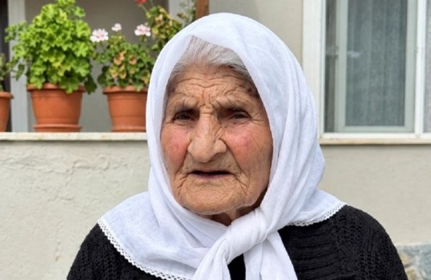 Mbështetje nga shteti për 117-vjeçaren nga Berati: Qeveria miraton pensionin e posaçëm për Qamile Marrën